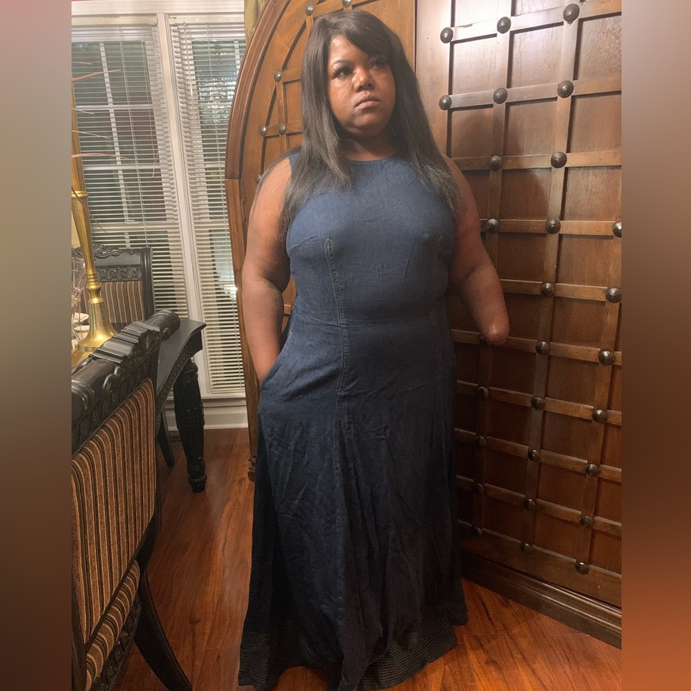 Darkwash denim sleeves maxi dress with wide stitching at the bottom